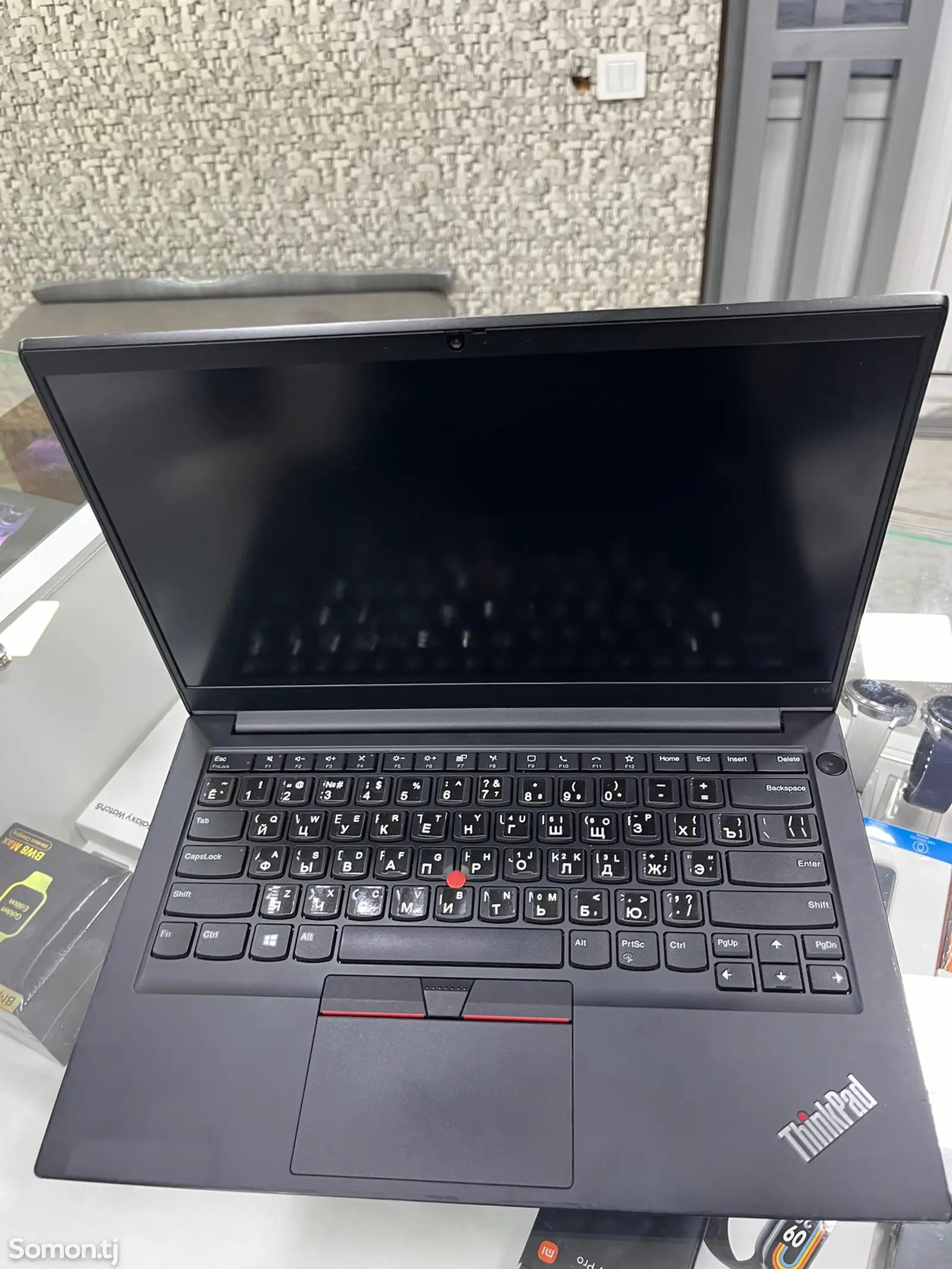 Ноутбук Lenovo ThinkPad-1