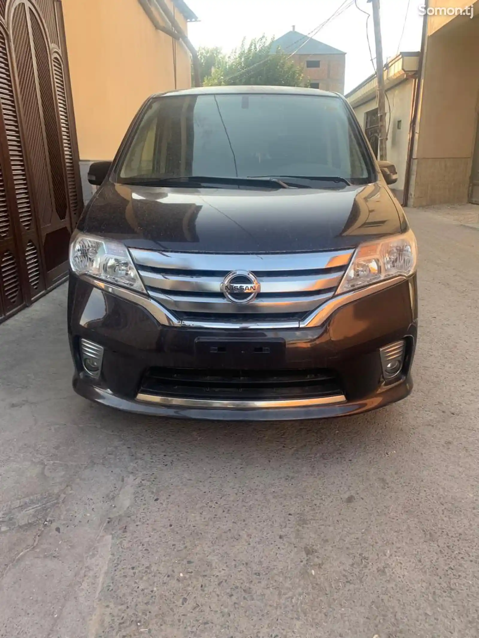 Nissan Serena, 2014-2