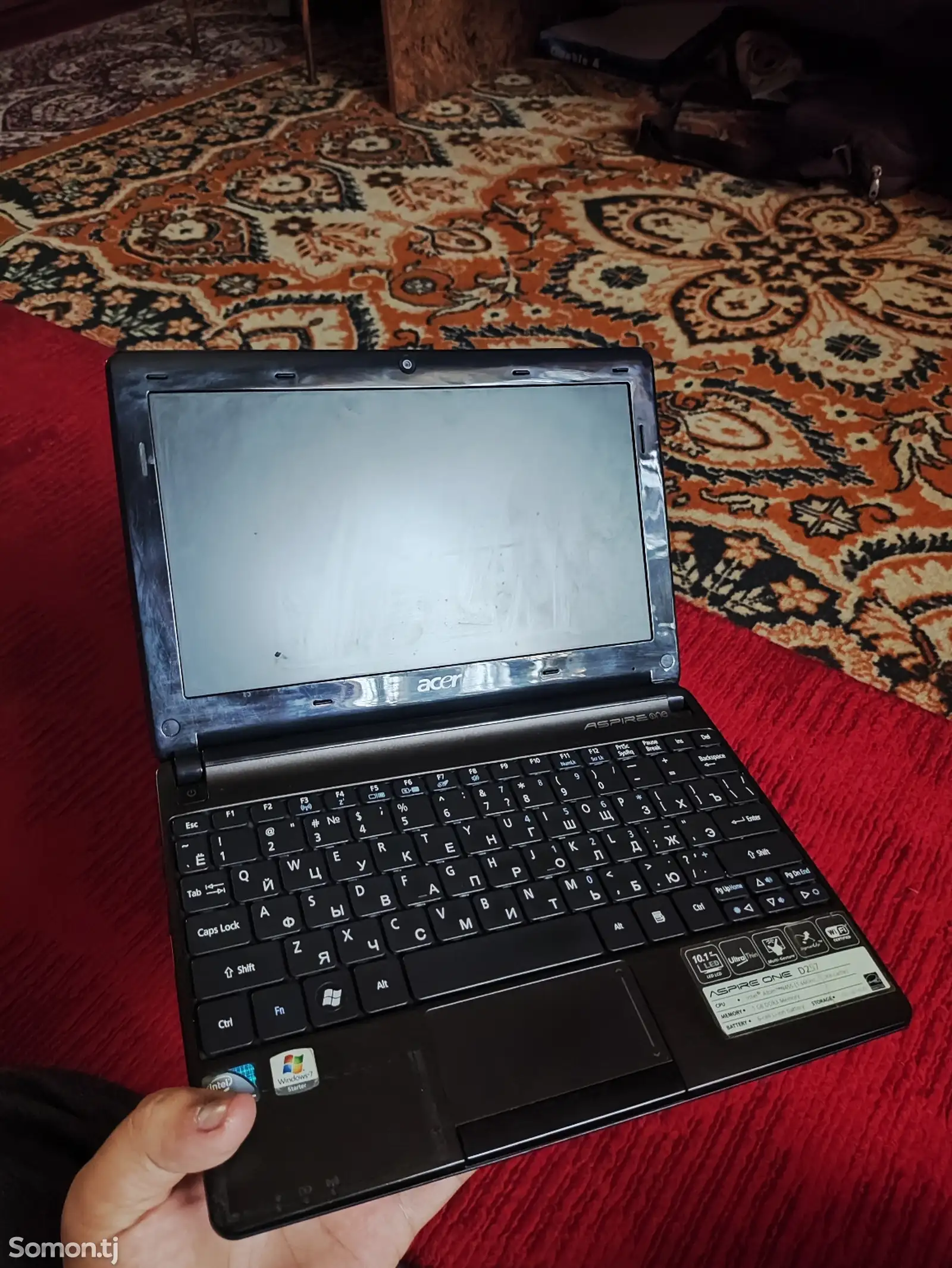 Нетбук Acer-Aspire one-1