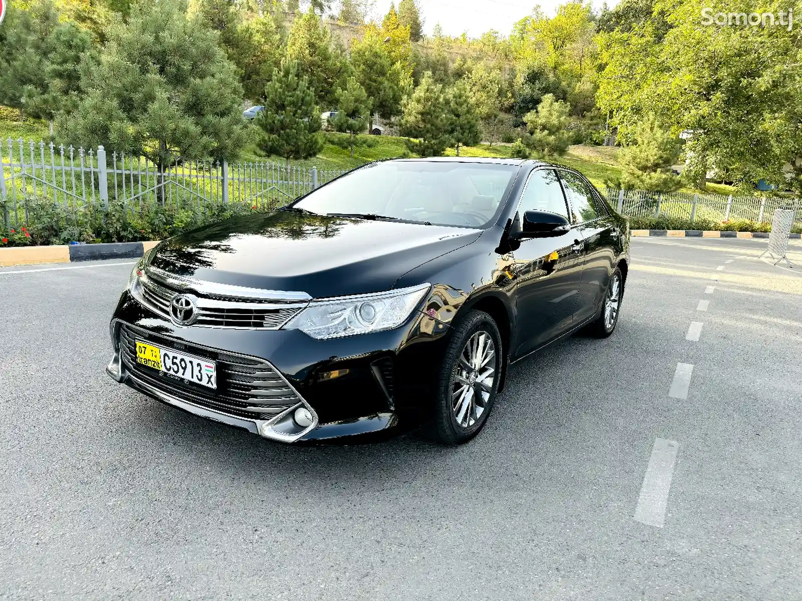 Toyota Camry, 2016-1