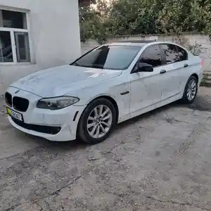 BMW 5 series, 2010