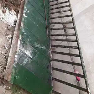 Железная лестница