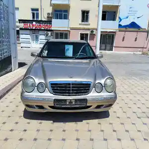 Mercedes-Benz E class, 2000