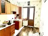 4-комн. квартира, 1 этаж, 100 м², Автоцентр-5