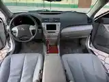 Toyota Camry, 2011-8