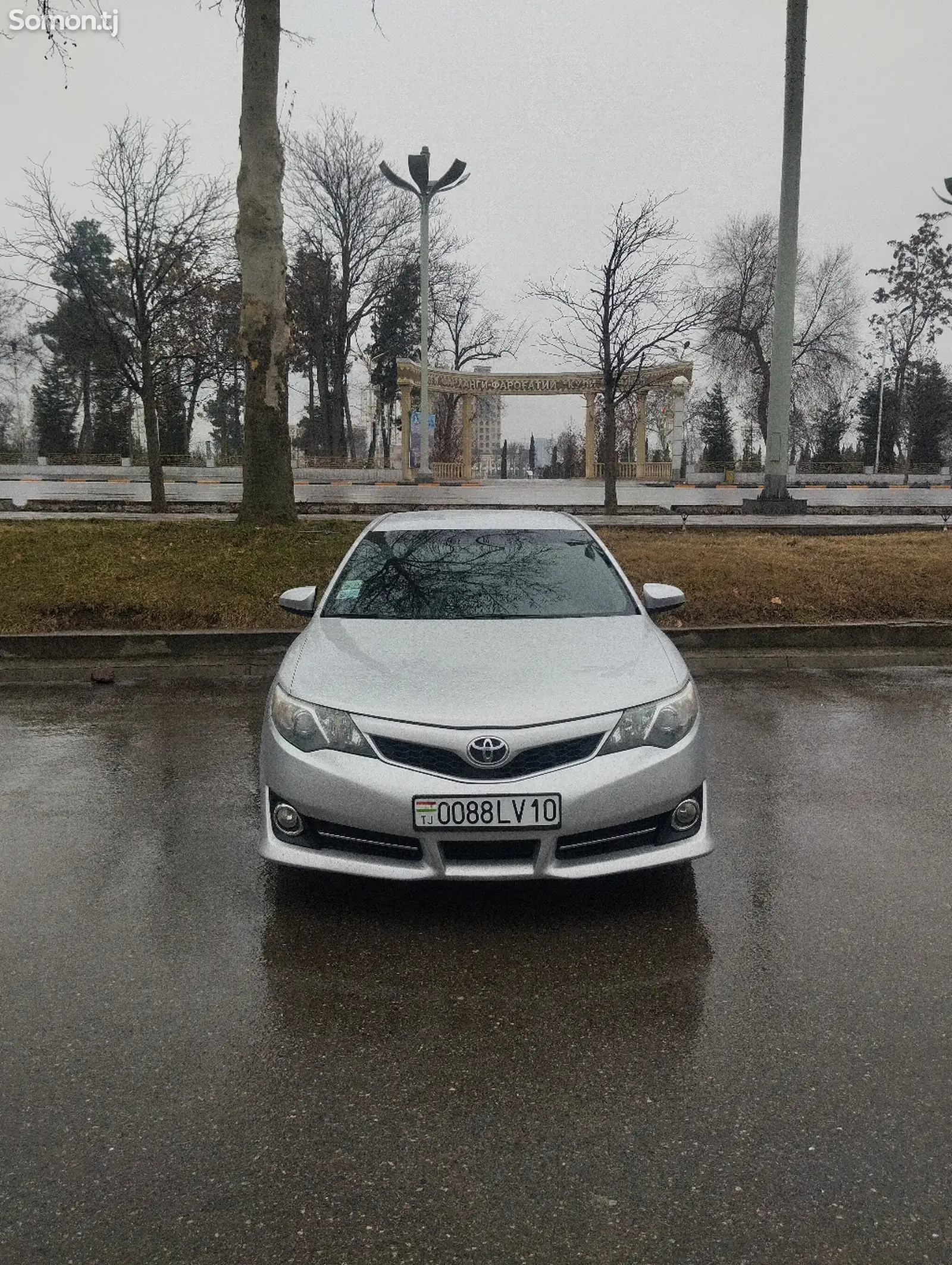 Toyota Camry, 2012-1