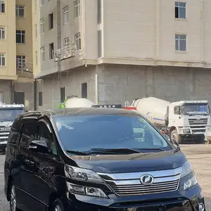 Toyota Vellfire, 2015