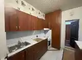 2-комн. квартира, 5 этаж, 80м², дар Махалаи 33 мкр-5