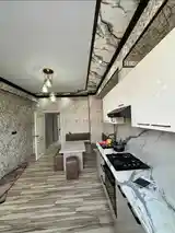 2-комн. квартира, 8 этаж, 60м², 18мкр-6