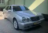 Mercedes-Benz E class, 2000-2