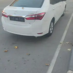 Toyota Corolla, 2015