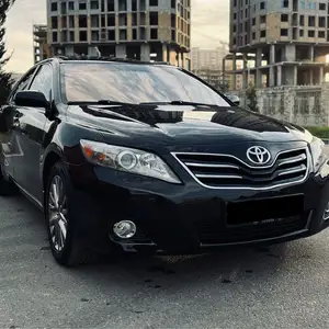 Toyota Camry, 2011