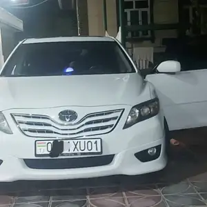 Toyota Camry, 2011