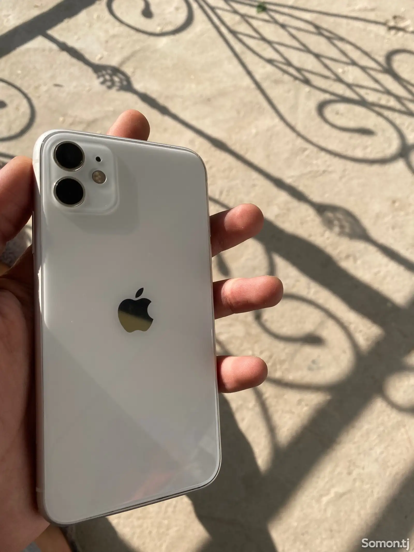 Apple iPhone 11, 64 gb, White-1