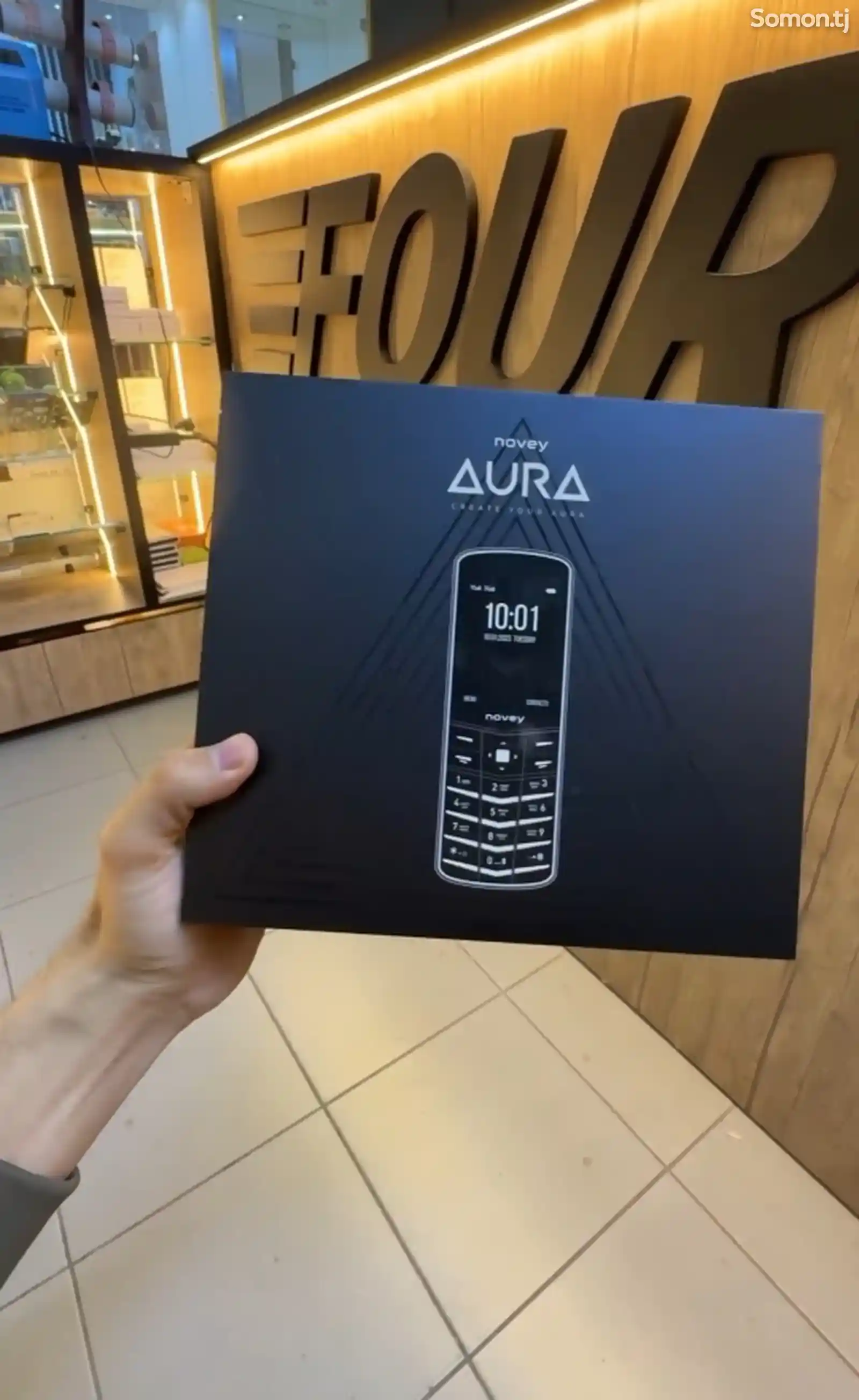 Телефон Aura-3