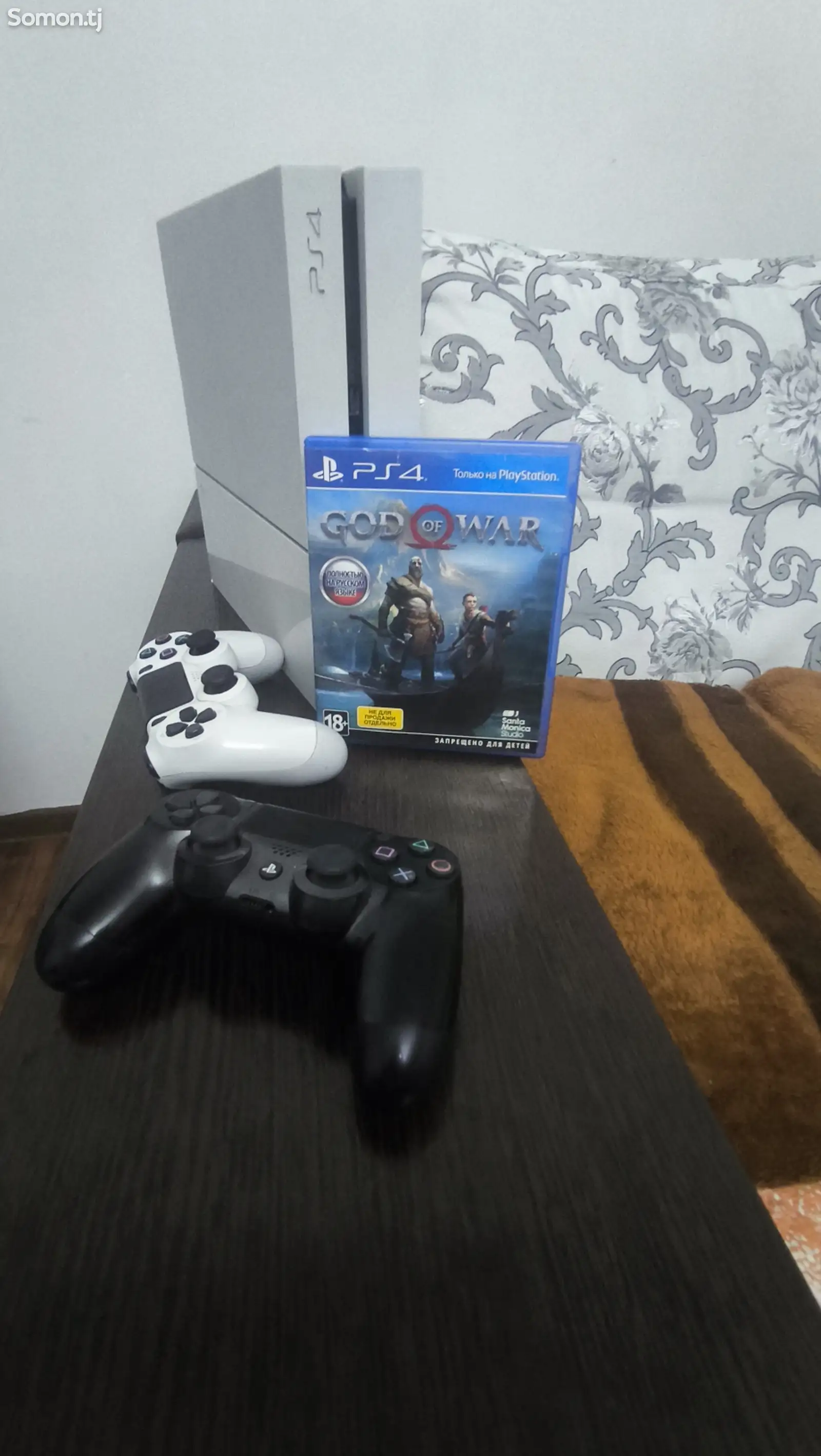 Игровая приставка Sony PlayStation 4 Slim 500Gb-1