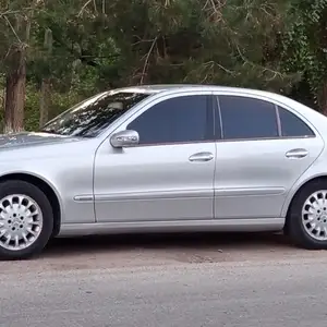 Mercedes-Benz E class, 2003