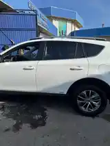 Toyota RAV 4, 2018-8