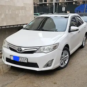 Toyota Camry, 2014