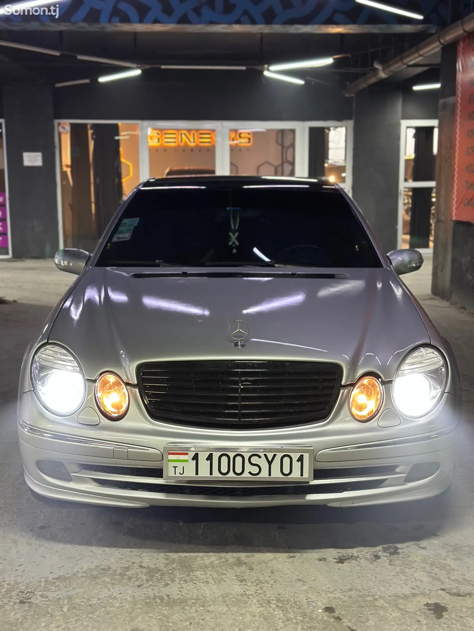 Mercedes-Benz E class, 2002-1