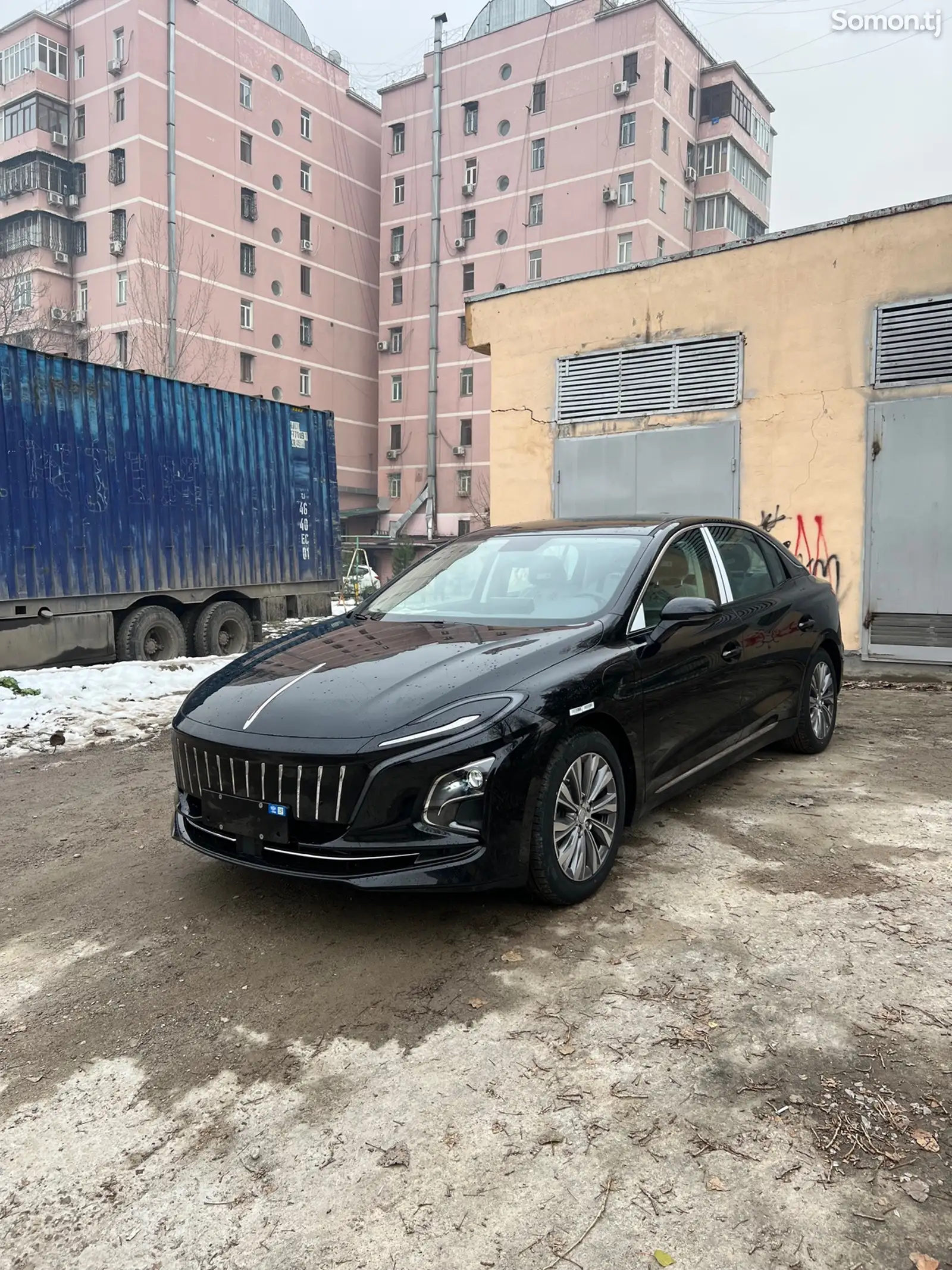 Hongqi E-QM5, 2024-1