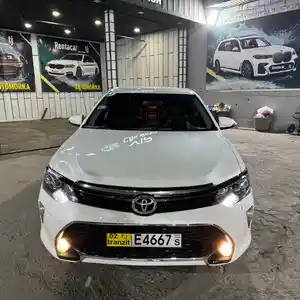 Toyota Camry, 2017