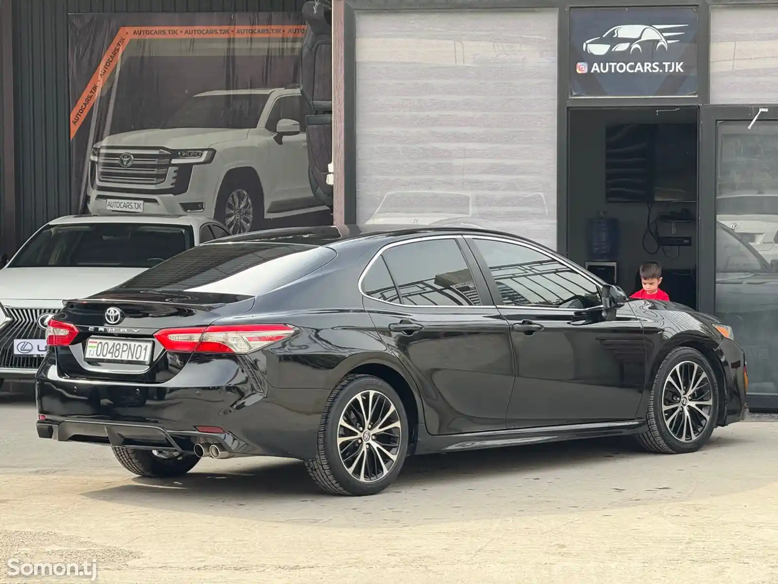 Toyota Camry, 2018-10