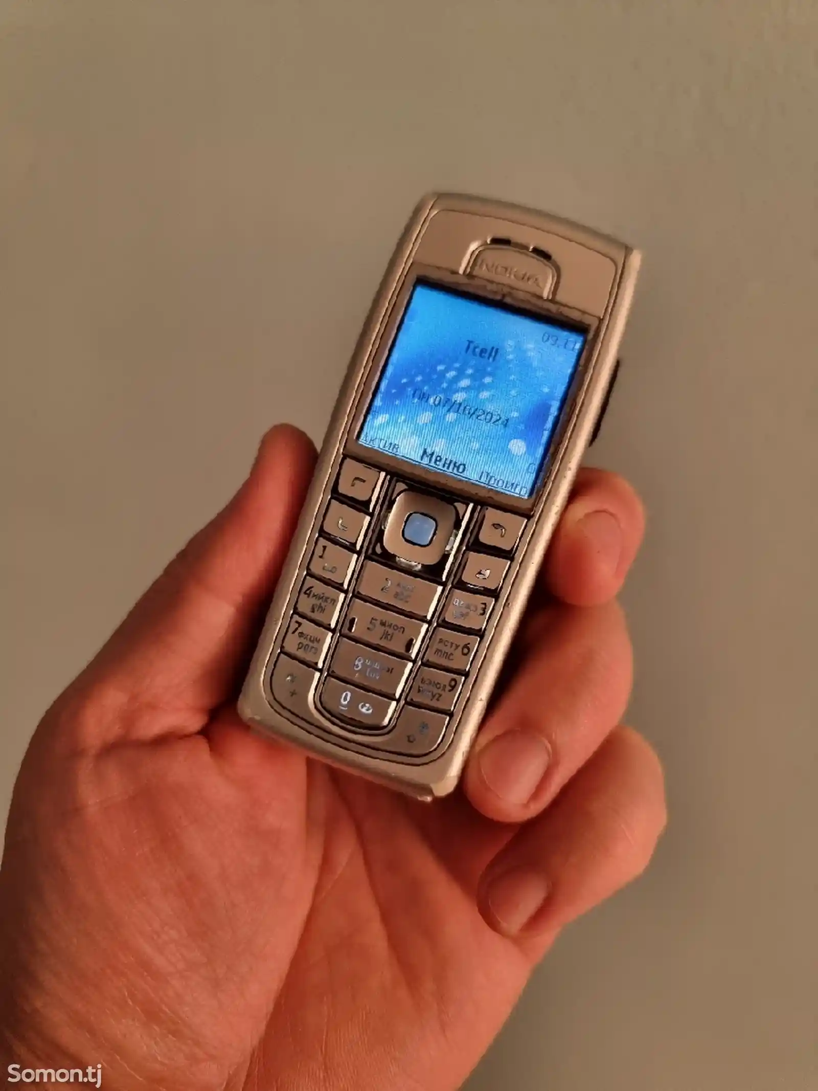 Nokia 6230i-1