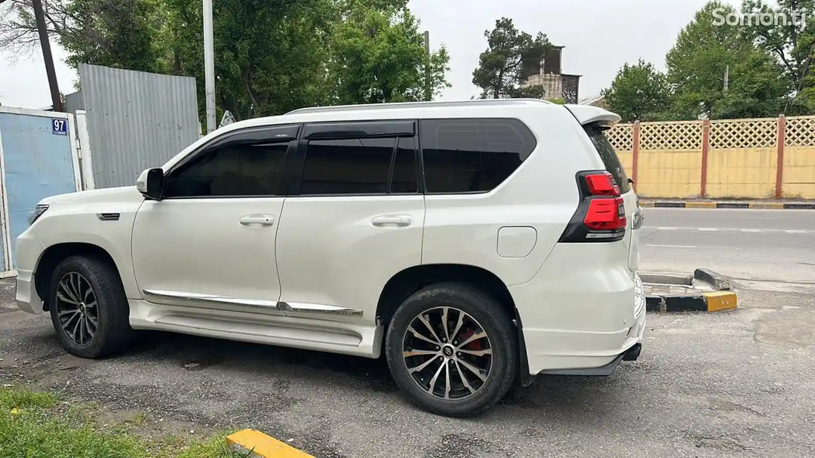 Toyota Land Cruiser Prado, 2011-2