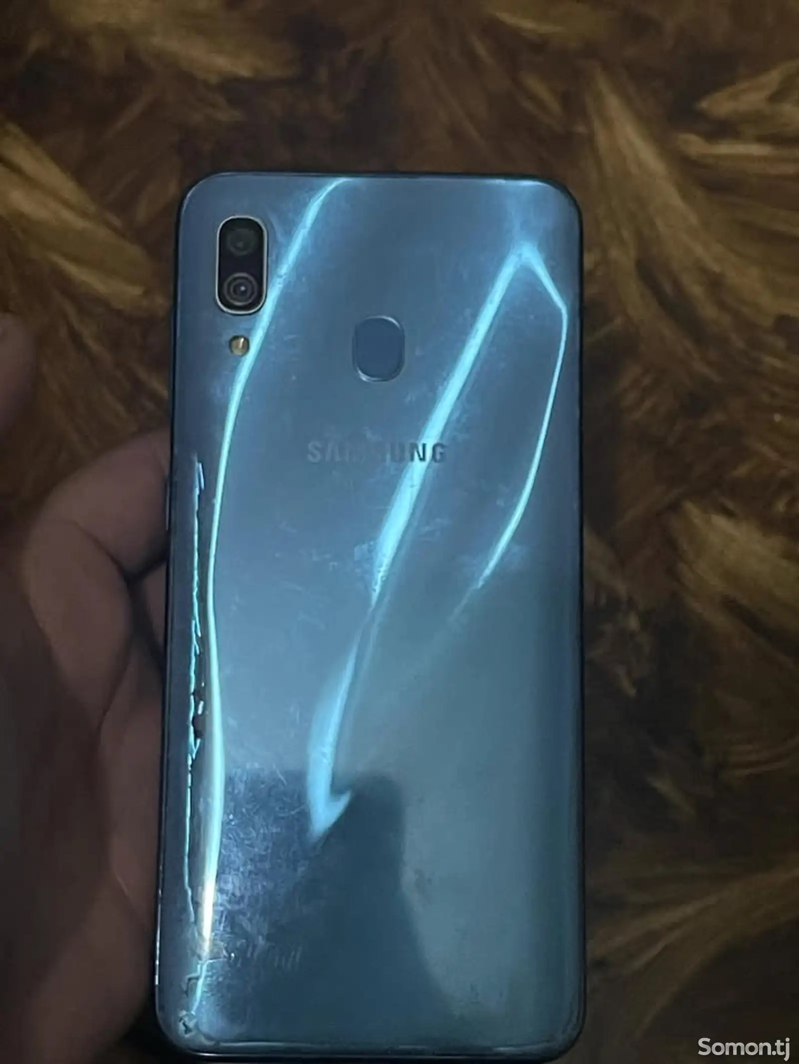 Samsung Galaxy A30-1