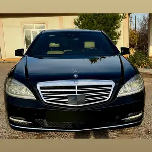 Mercedes-Benz S class, 2013