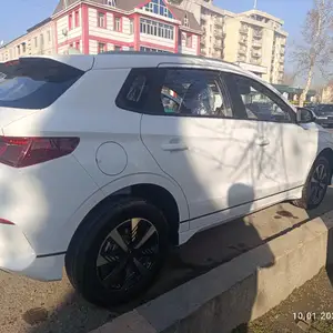 BYD E2, 2024