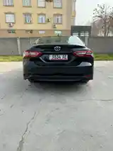 Toyota Camry, 2018-5