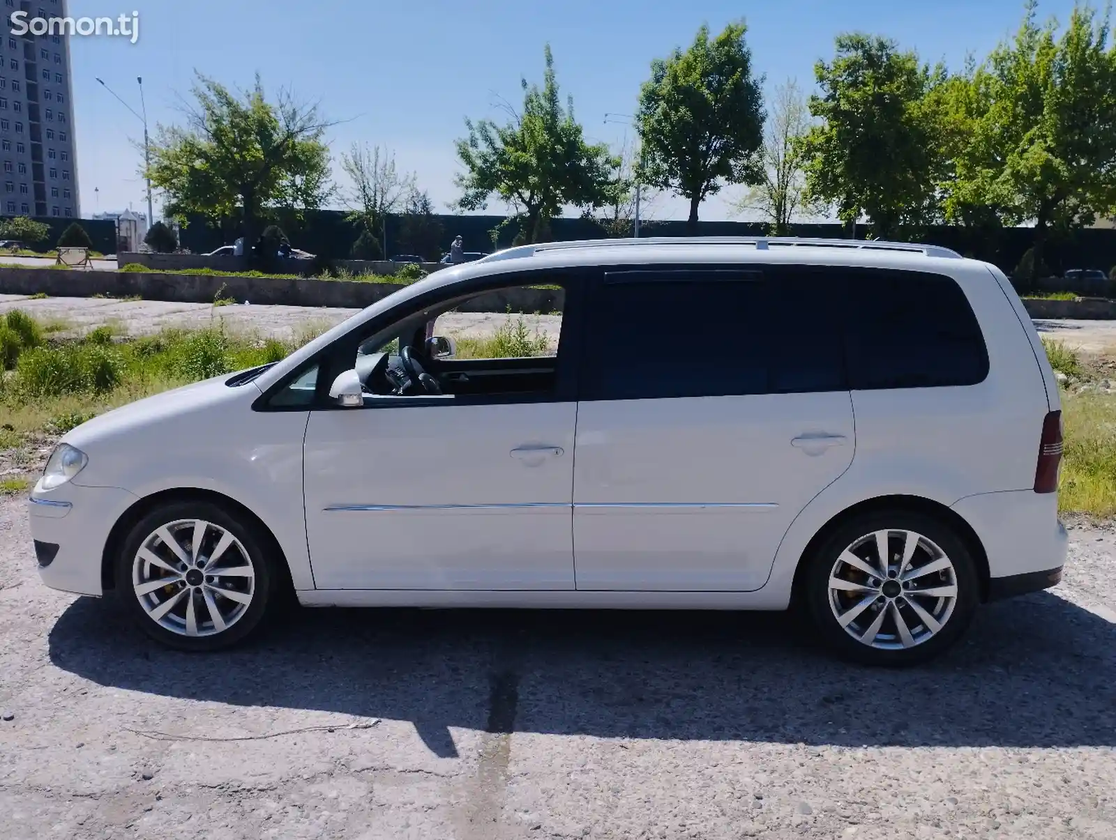 Volkswagen Touran, 2009-2