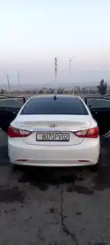 Hyundai Sonata, 2010-6