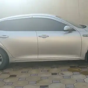 Kia K5, 2018