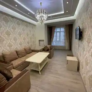 2-комн. квартира, 11 этаж, 60м², н.Шохмансур