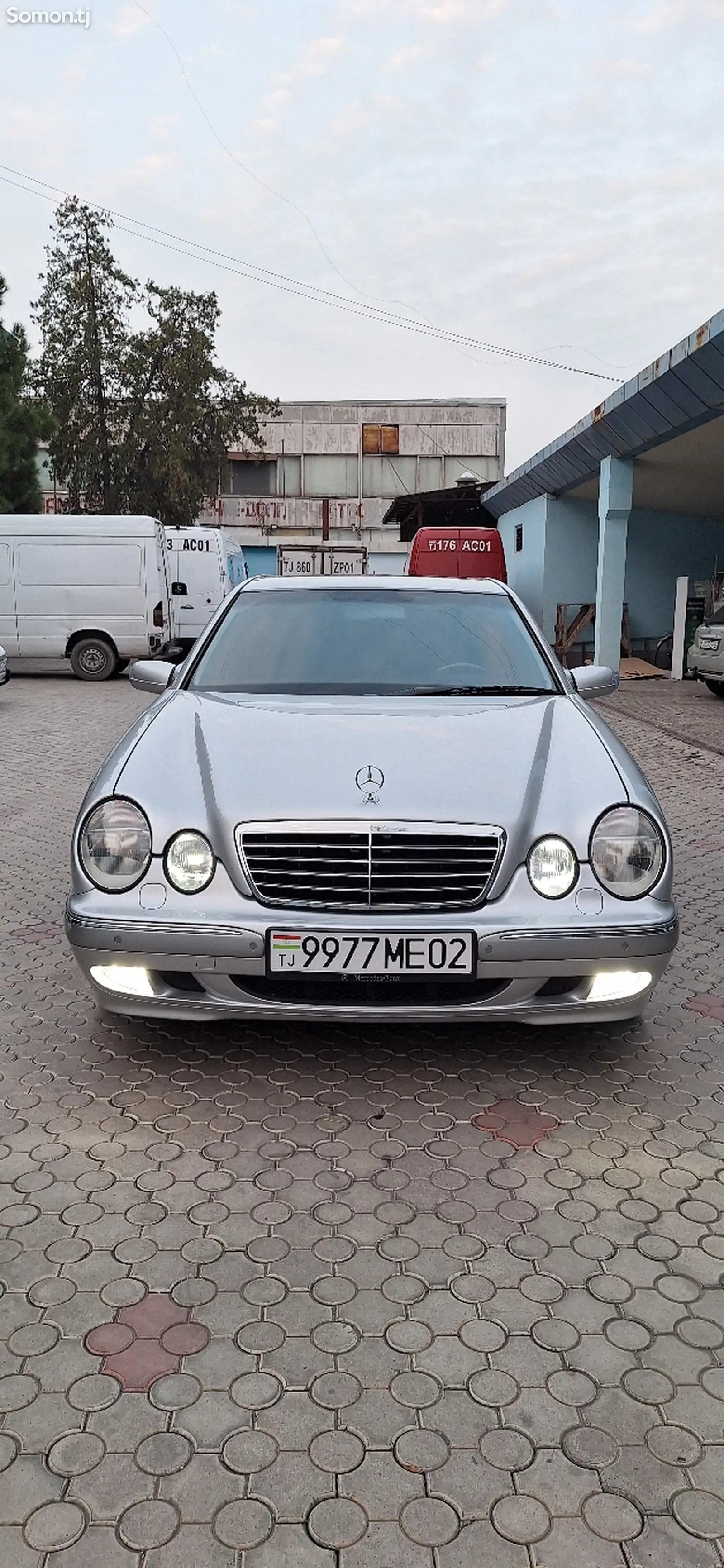 Mercedes-Benz E class, 1999-2