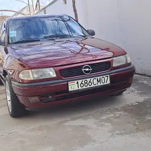 Opel Astra F, 1992