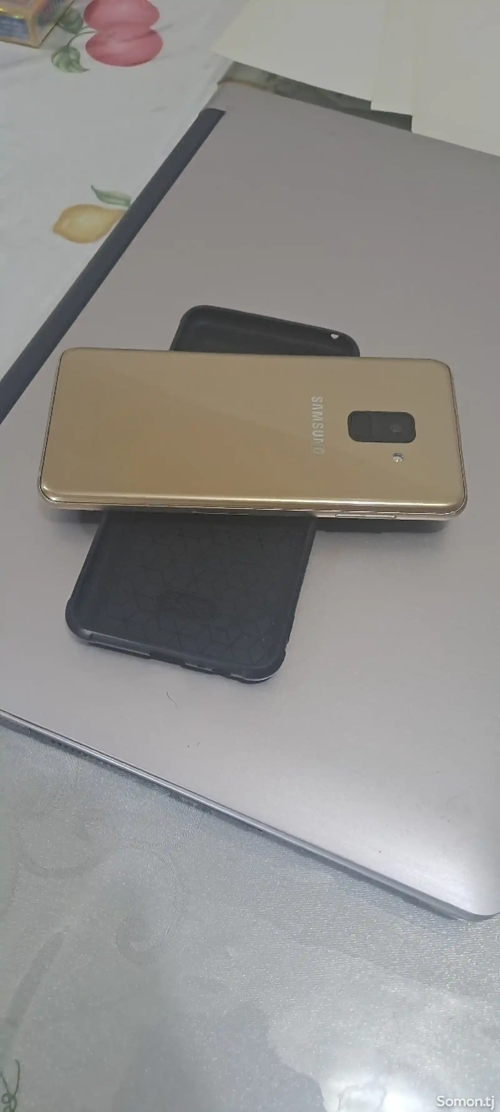 Samsung Galaxy A8-5