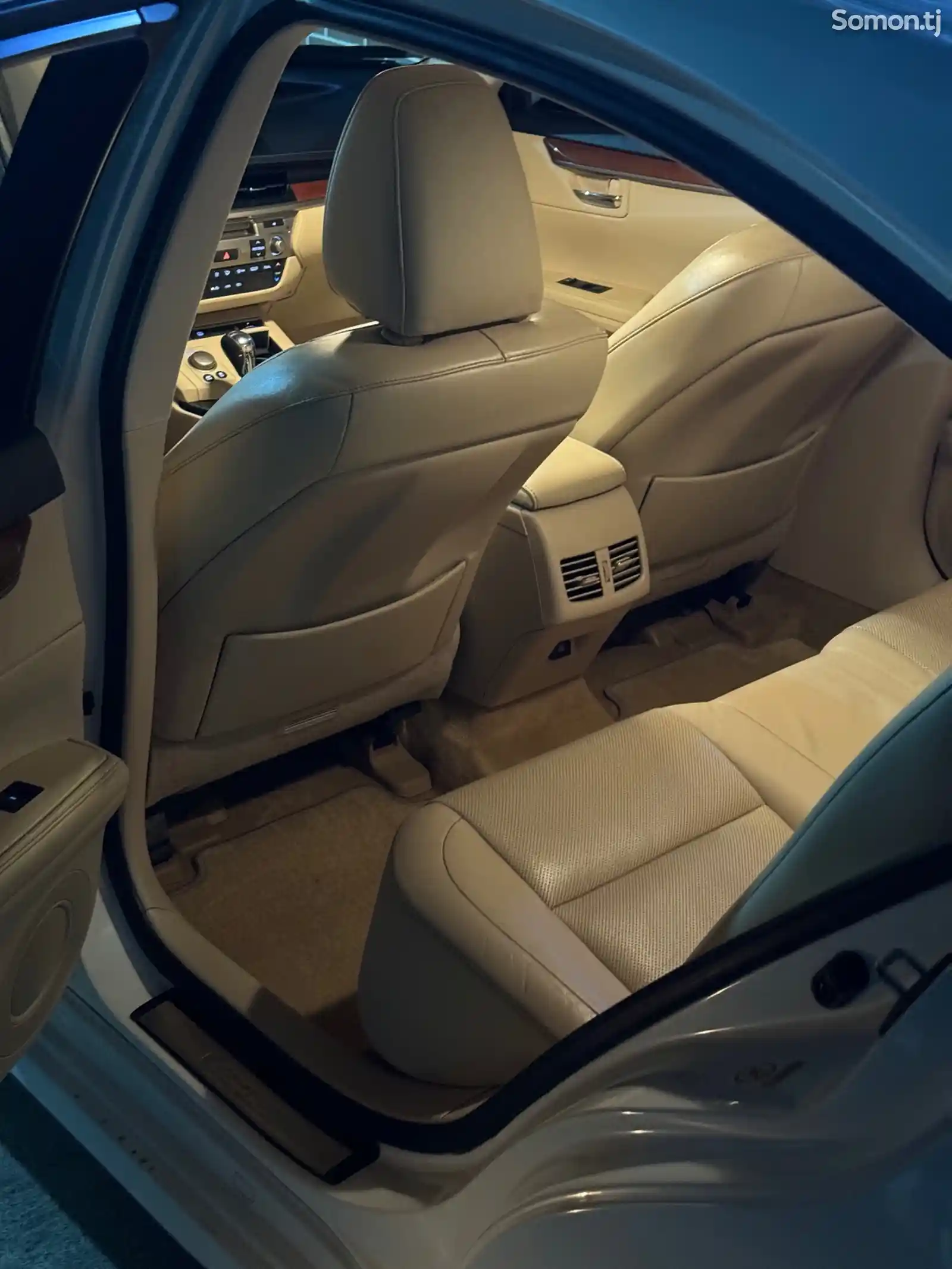 Lexus ES series, 2013-9