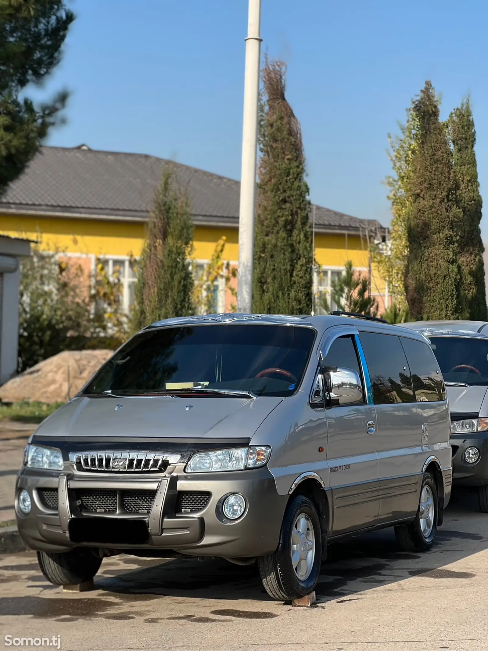 Микроавтобус Hyundai starex, 2000-1