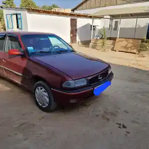 Opel Astra F, 1992