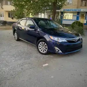 Toyota Camry, 2014