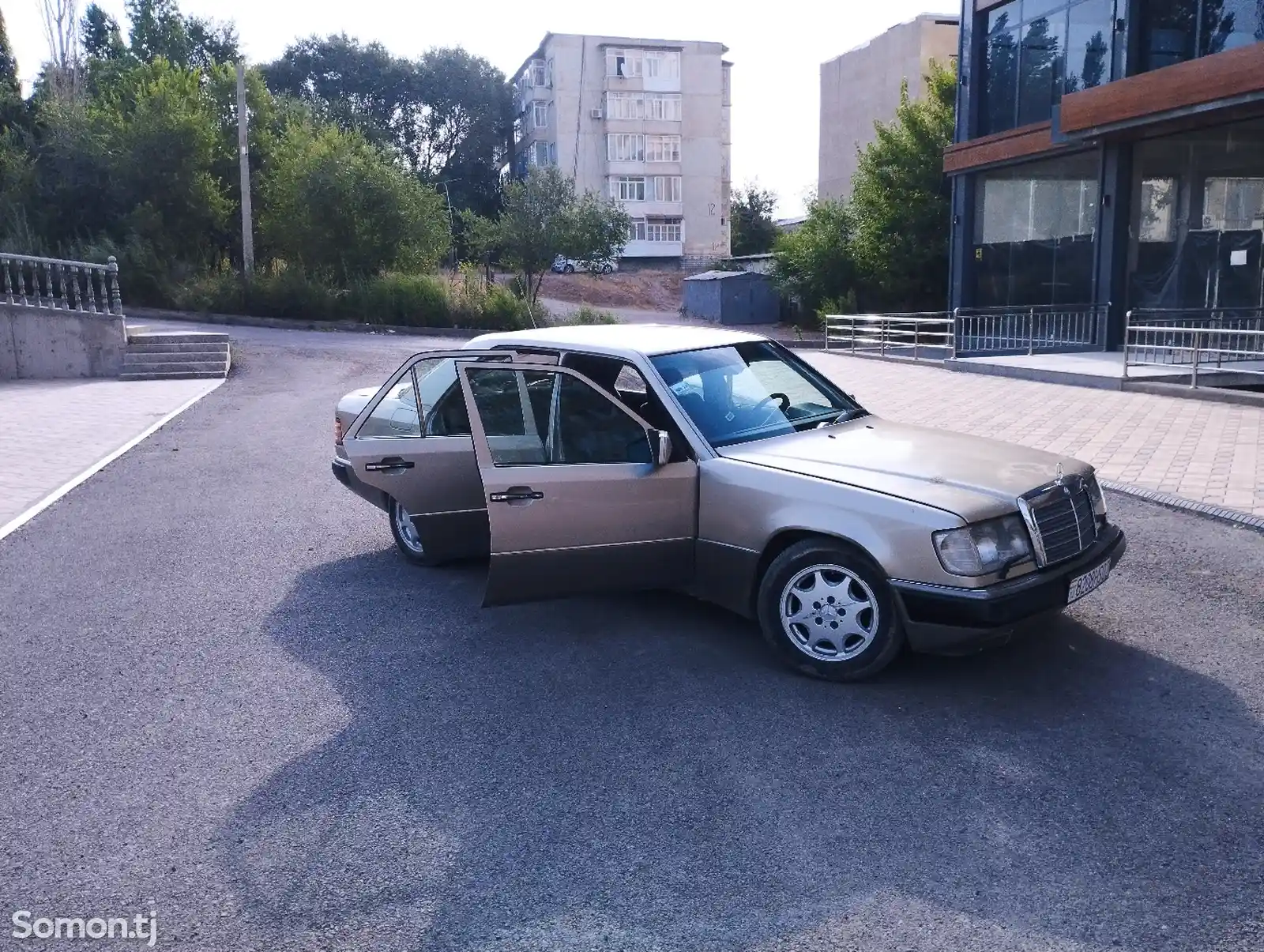 Mercedes-Benz W124, 1990-7