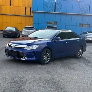 Toyota Camry, 2015