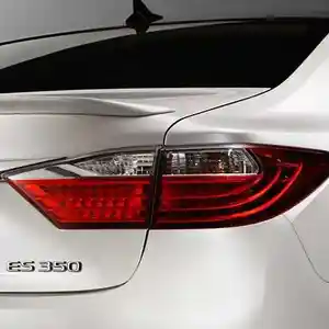 Задние фонари от Lexus ES 350