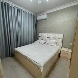 3-комн. квартира, 11 этаж, 92м², Шохмансур