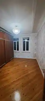 3-комн. квартира, 3 этаж, 107 м², 20 микрн-7