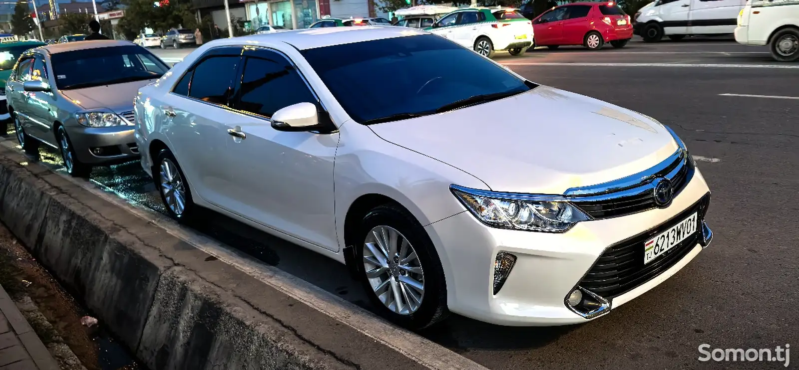 Toyota Camry, 2015-1